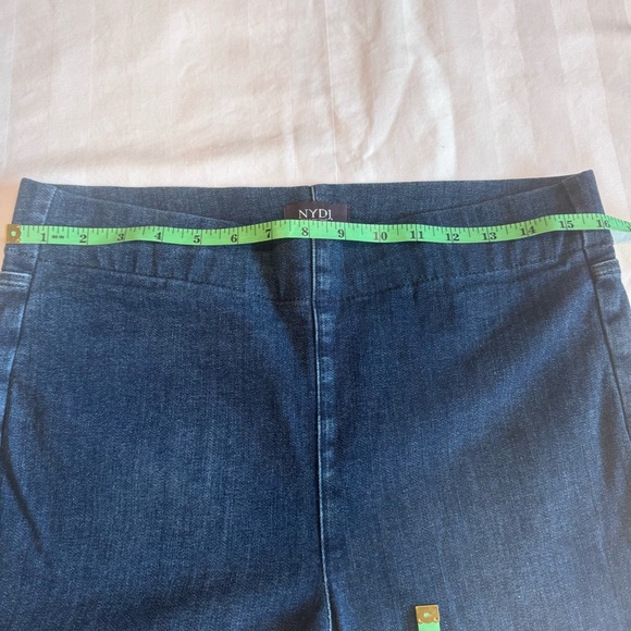 NYDJ Bootcut Pull On Jeans in Decker wash, PL = 12P, 14P, 16P - Picture 5 of 14